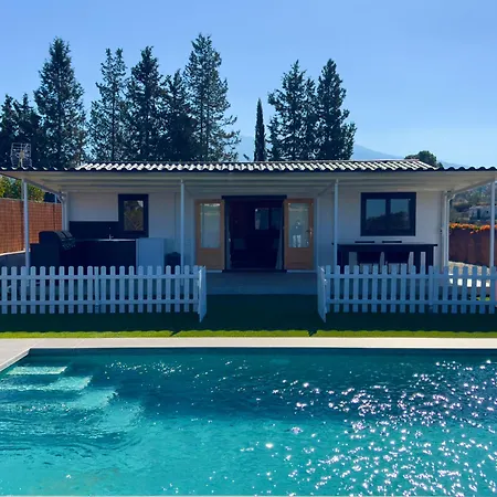Casa De Madera La Parcela Malaga Exterior photo